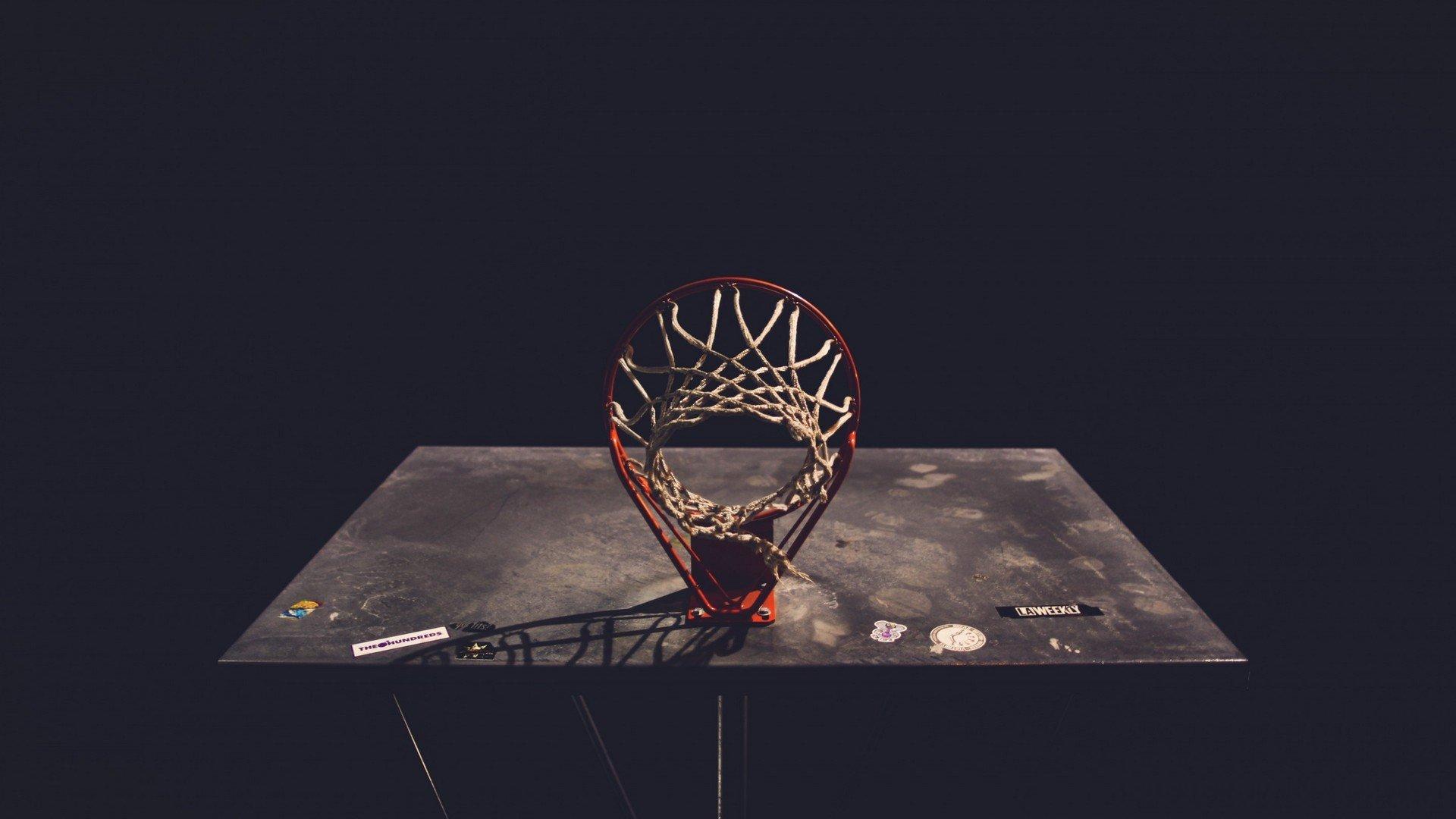 英超节奏之争,纽卡、切尔西、曼联净比赛时间垫底引发战术反思